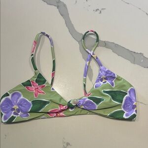 Benoa top size Medium